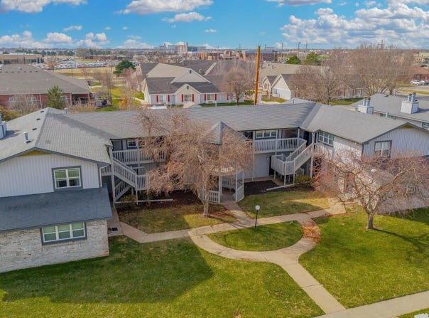 1705 E 24th Ave, Hutchinson, KS 67502