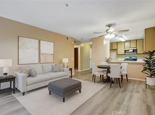 450 E 4th Street, Santa Ana, CA 92701
