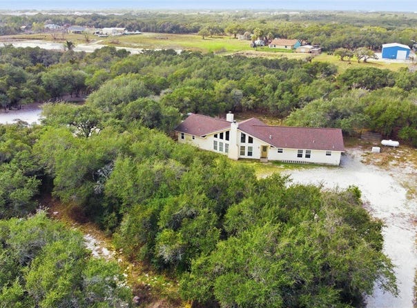 1615 Mooney Lane, Ingleside, TX 78362