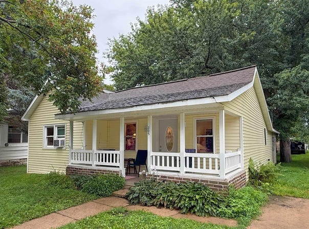 205 S 4th Street, Greene, IA 50636