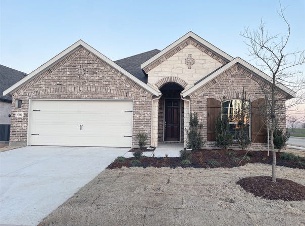 501 Orchard Place, Van Alstyne, TX 75495
