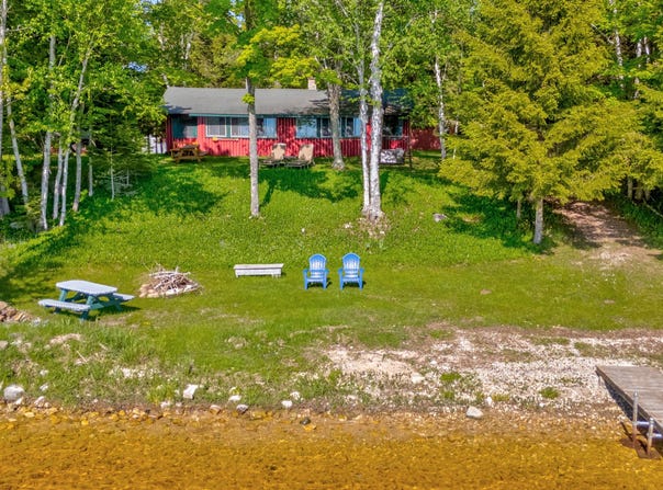 17351 Deshetler Rd, Curtis, MI 49820