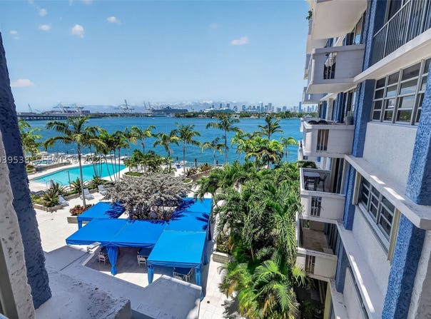800 West Ave, Miami Beach, FL 33139