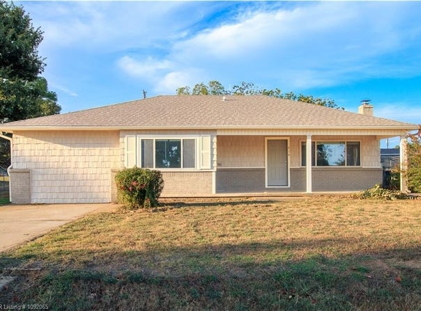 414 Francis LN, Charleston, AR 72933