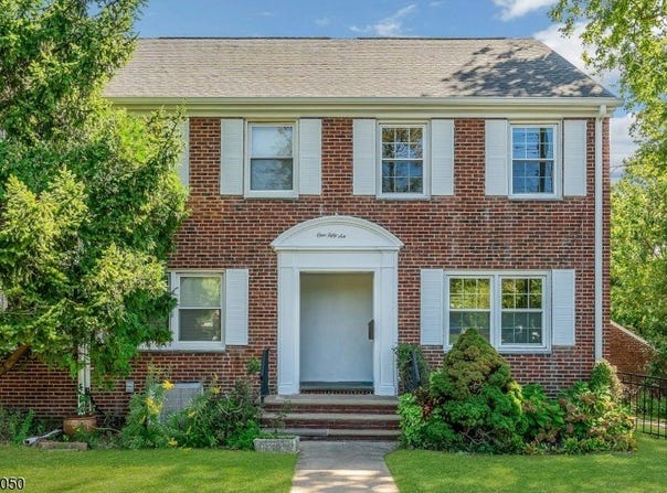 154 Boyden Ave, Maplewood Twp., NJ 07040-2419