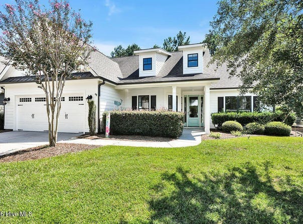 2017 Forest View Circle, Leland, NC 28451