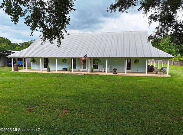 3506 Jerry Davis Road, Moss Point, MS 39562