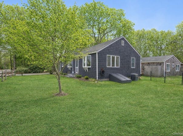 111 Oak Lane, Amagansett, NY 11930