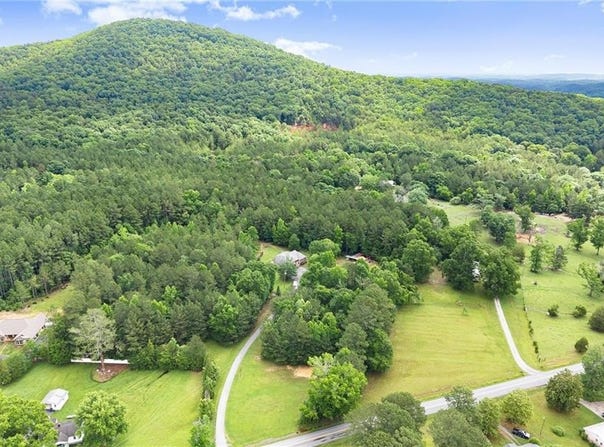 577 Everett Springs Road SW, Calhoun, GA 30701
