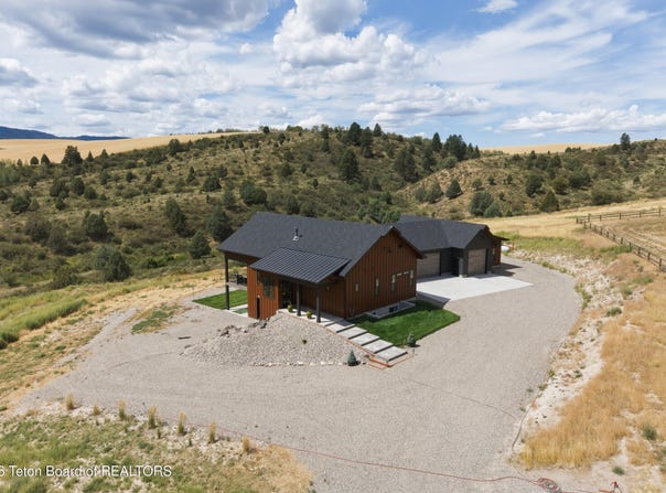 321 TRAIL VIEW Road, Irwin, ID 83428