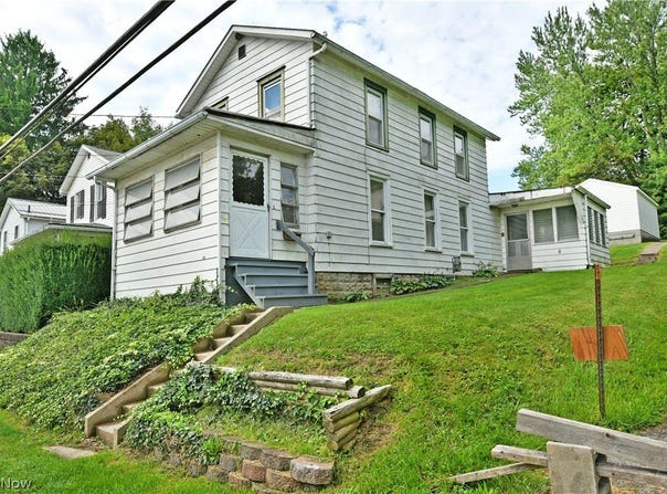 794 N Stateline Road, Masury, OH 44438