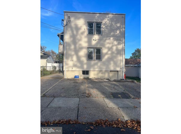 3200 CALVERT, HADDON TOWNSHIP, NJ 08107