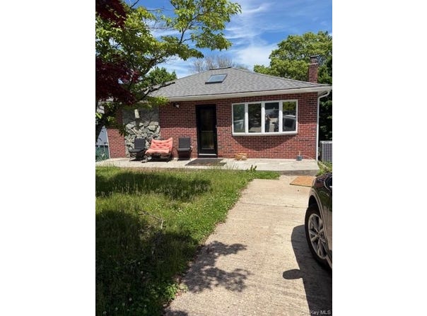 13 Gores Drive, Mastic, NY 11950