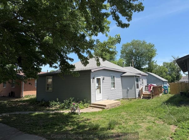 717 Verona Ave, Ravenna, NE 68869