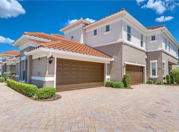 10230 Glastonbury Circle, Fort Myers, FL 33913