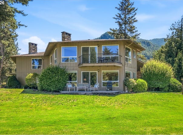 68553 E FAIRWAY ESTATES Rd, Welches, OR 97067
