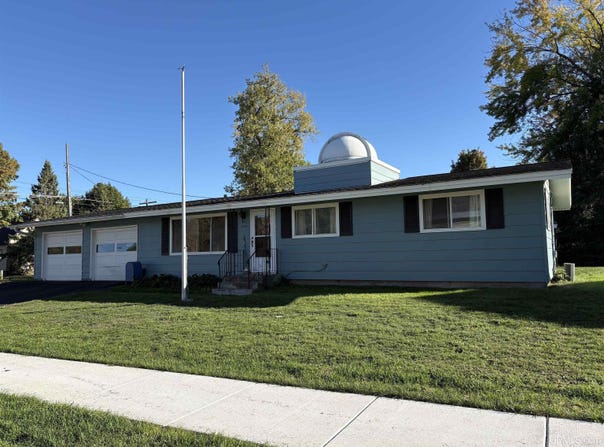 733 Hedin Avenue, Ironwood, MI 49938