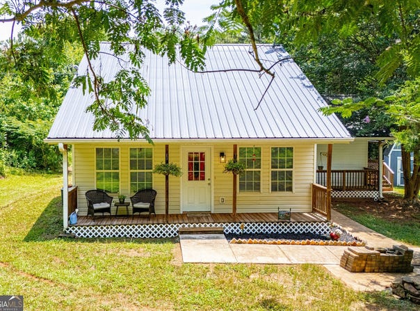 445 Gum Creek Circle, Roopville, GA 30170