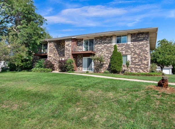 4909 Scotts Way, Racine, WI 53402