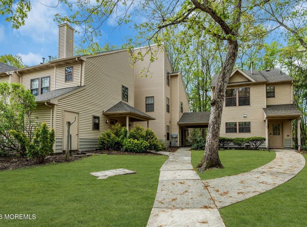 84 Azalea Circle, Jackson, NJ 08527