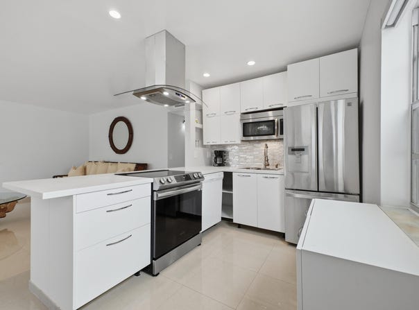 471 Capri J, Delray Beach, FL 33484