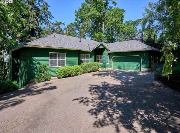 238 ROCK St, Silverton, OR 97381