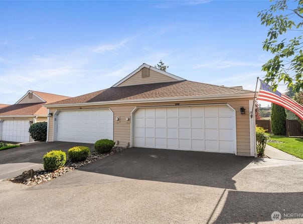 2536 N Narrows Drive 10, Tacoma, WA 98406