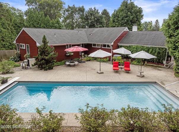 38 Winfield Drive, Little Silver, NJ 07739