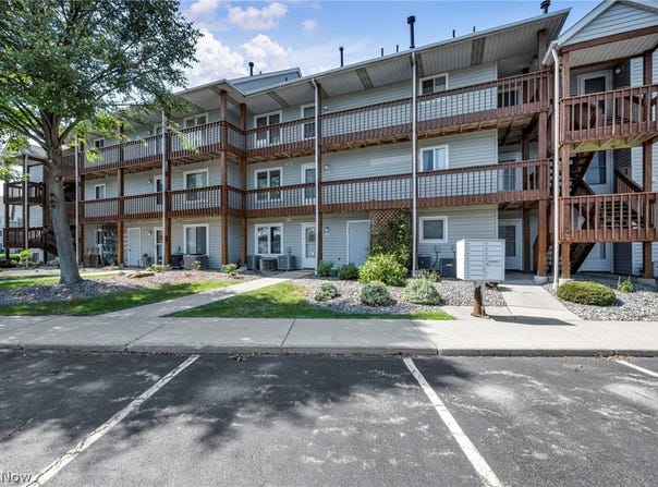 6035 Lake Road W, Ashtabula, OH 44004