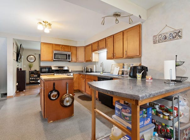 527 Emil Avenue, Shoreview, MN 55126