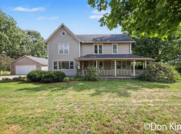 296 13 Mile Road NE, Sparta, MI 49345