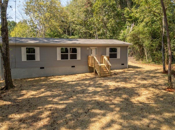 110 Ratledge Rd, Sweetwater, TN 37874