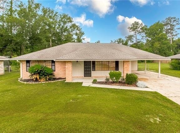 42143 COTTONWOOD Drive, Hammond, LA 70403