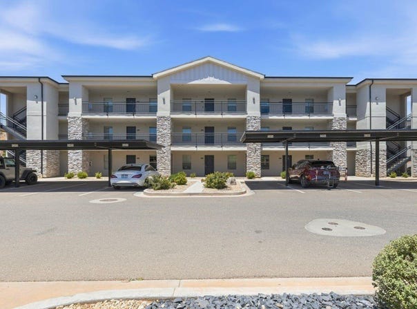 6230 WINDING Way, Hurricane, UT 84737