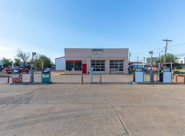 131 E 4th Street, Baird, TX 79504