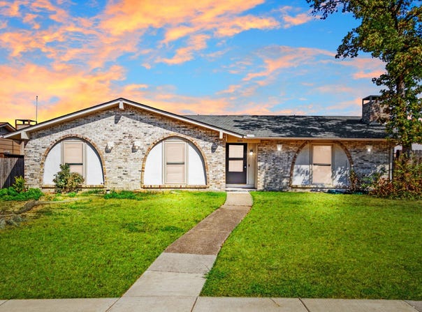 3215 Rockne Lane, Mesquite, TX 75150
