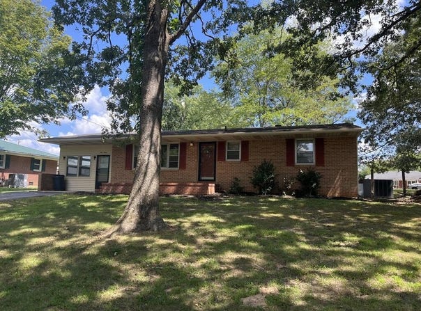 112 Byrd Road, PARIS, TN 38242