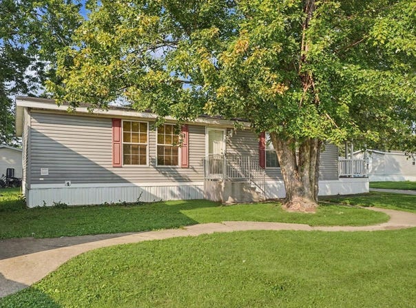 1226 Mason Circle, Urbana, IL 61802
