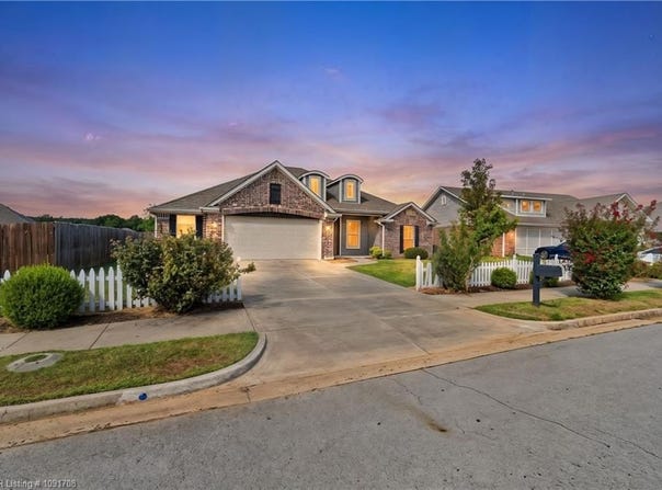 8912 Wildwood, Fort Smith, AR 72908