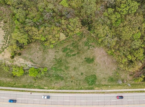 S 169 Highway, Smithville, MO 64089