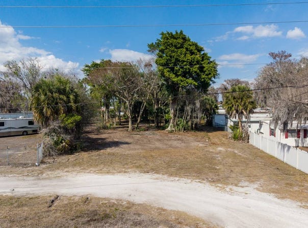 441 SE, Okeechobee, FL 34974