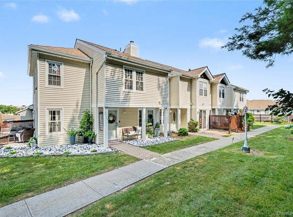 2007 Whispering Hills, Chester, NY 10918