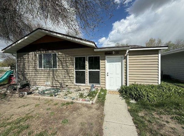 723 Juniper Avenue, Laurel, MT 59044