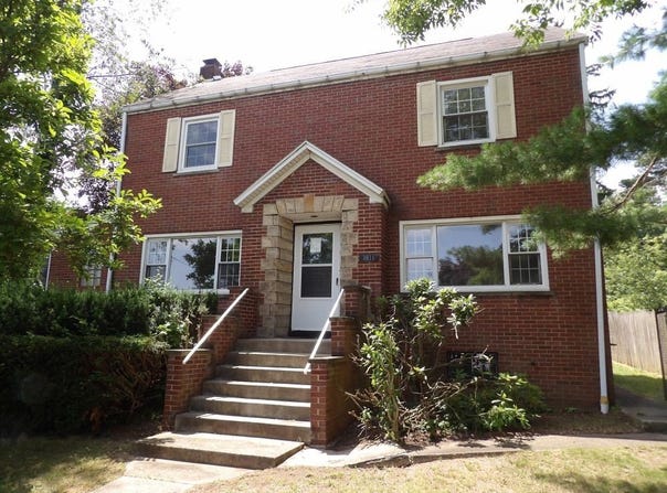 3611 W 3rd Ave, Beaver Falls, PA 15010