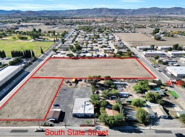 1060 S State Street, San Jacinto, CA 92583