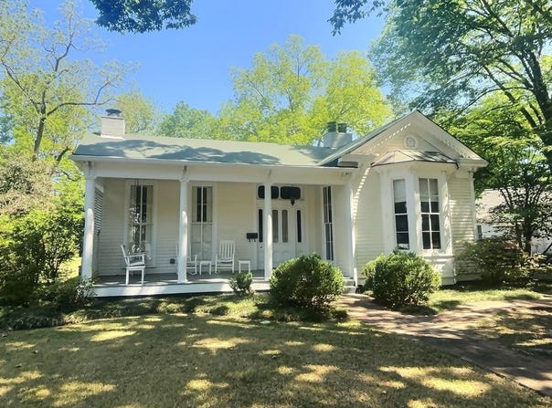 348 N ROWLETT St, Collierville, TN 38017