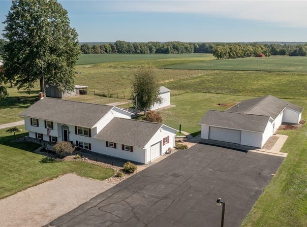 3766 Youngstown Kingsville Road, Cortland, OH 44410