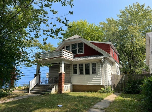 4566 N 28th St, Milwaukee, WI 53209
