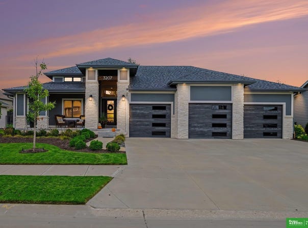3207 N 179th Street, Omaha, NE 68116