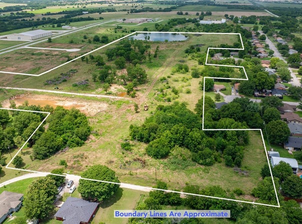 Columbine Drive, Gainesville, TX 76240